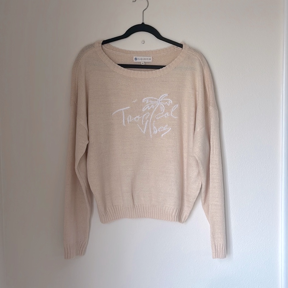 Beachly X Goldfish Kiss sweater size M